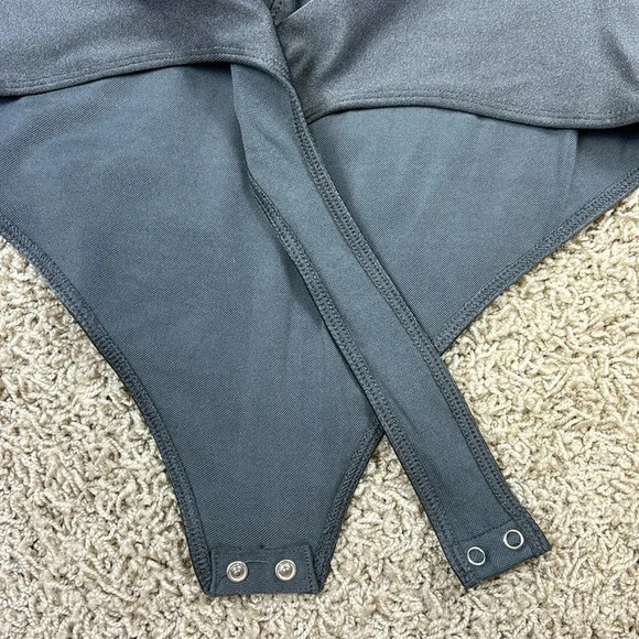 Good American compression high shine silver bodysuit sz 4 / XL - Picture 7 of 7